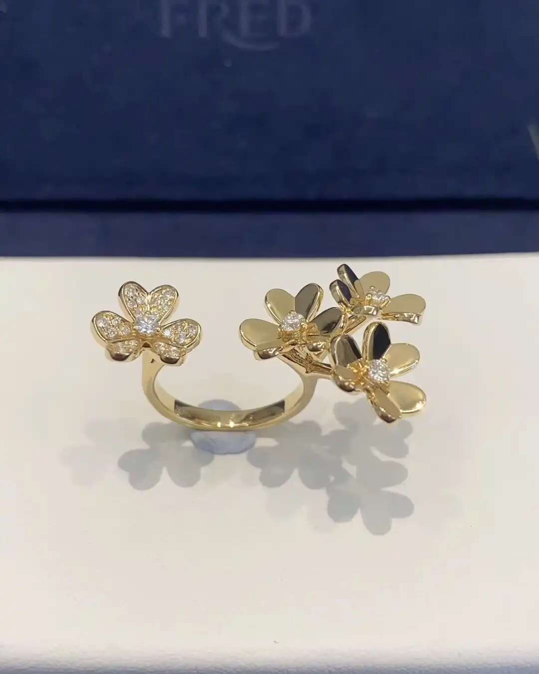 四叶草胸针定制图片展示