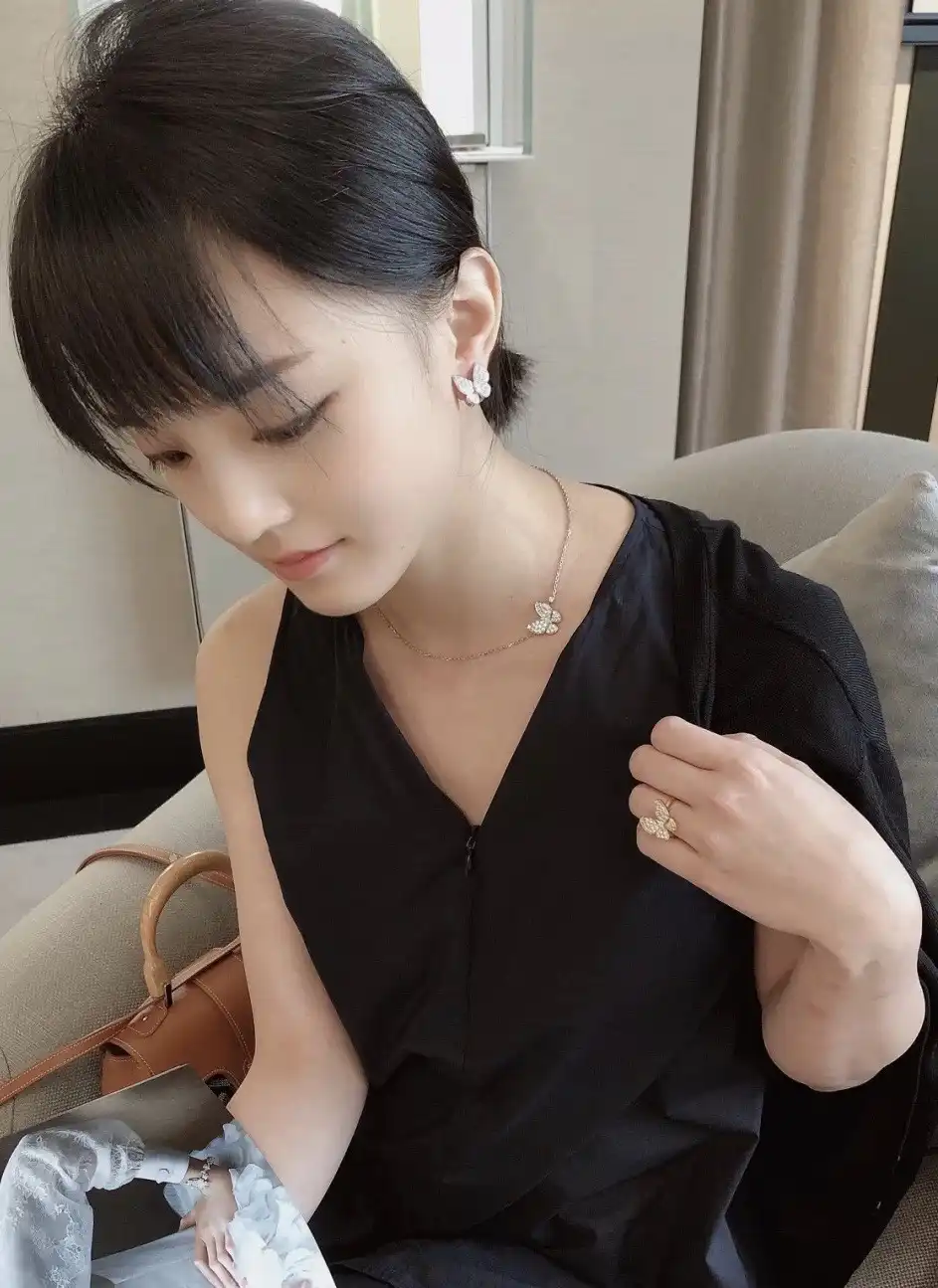 四叶草胸针定制图片展示
