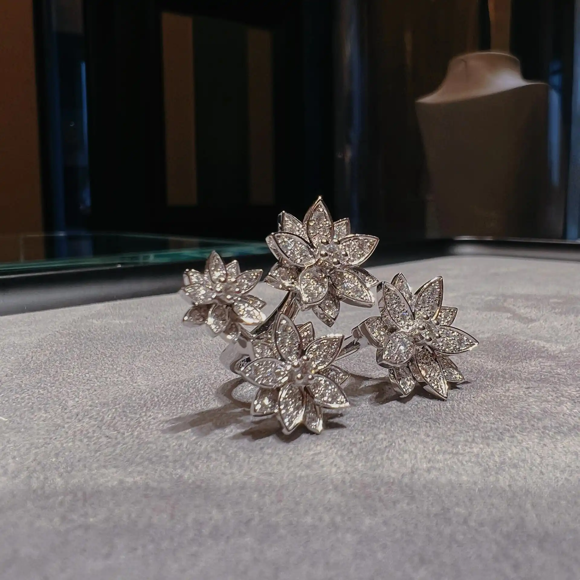 四叶草手绳定制图片展示