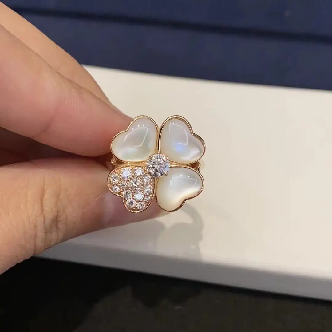 四叶草胸针定制图片展示