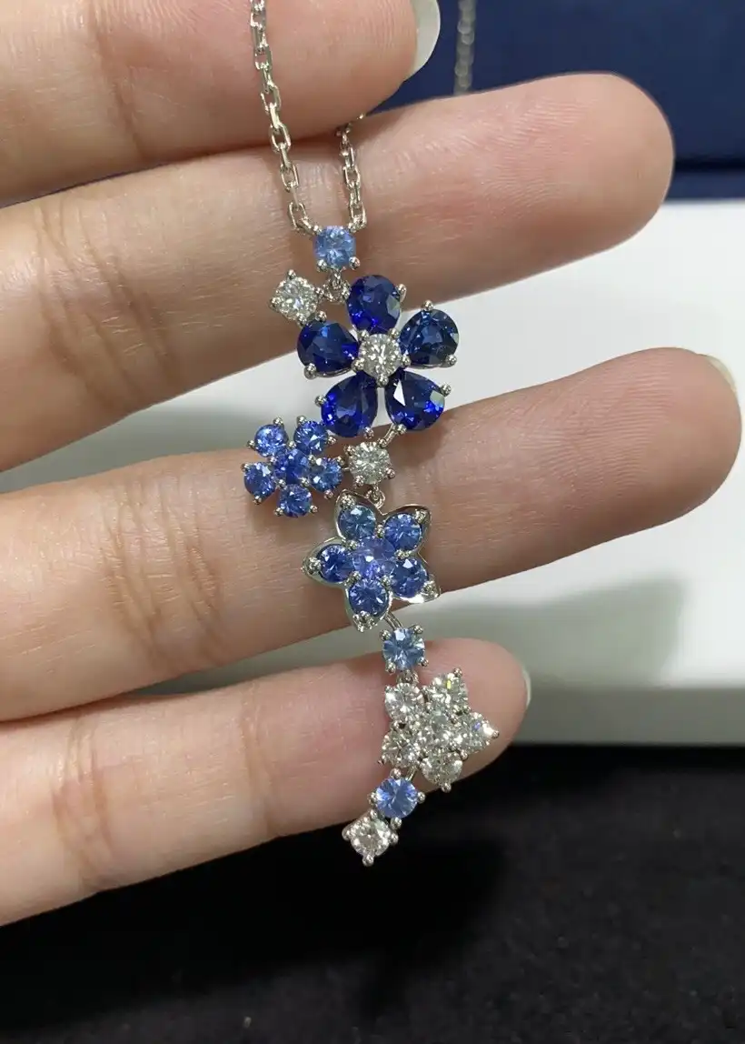 四叶草胸针定制图片展示