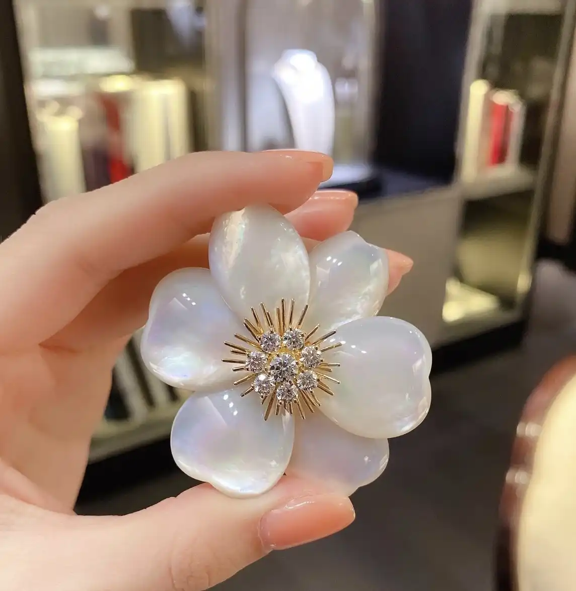 四叶草胸针定制图片展示